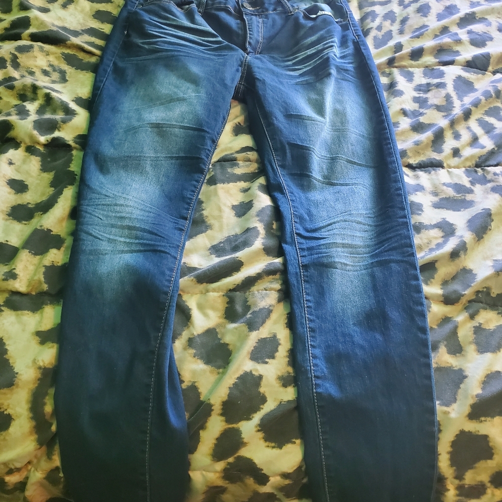 VIP Jeans ⚡⚡ - Picture 3 of 3